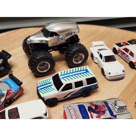 Mixed Brand Boys’ Toy Cars – Play Vehicles Collection - Picture 9 of 12